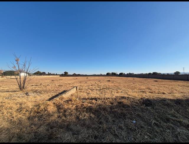 7,467M² VACANT LAND FOR SALE IN RIVERSDALE